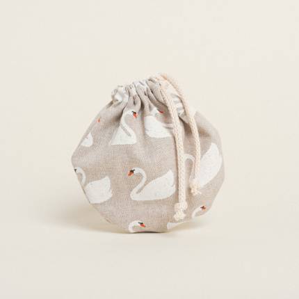 Beauty Home ΠΟΥΓΚΙ ΟΒΑΛ ΜΕ ΚΟΡΔΟΝΙ 13 x 14 cm  ΚΥΚΝΟΙ